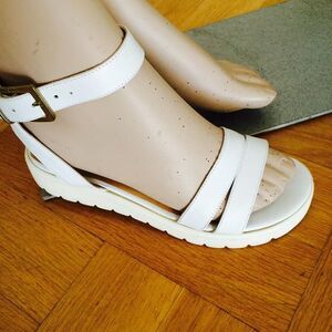Sandals, Real Leather, White, Size 7.5
